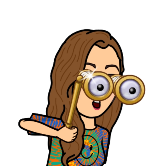 Meet your Posher, Emily - Picture 2 of 5